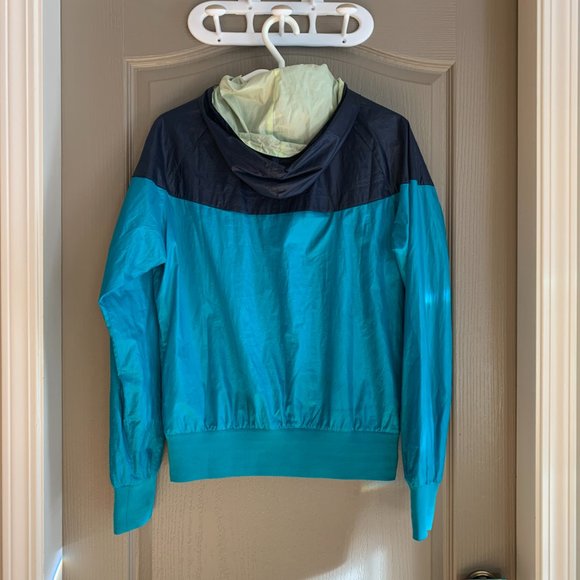 nike rain bomber shell jacket - Picture 4 of 15